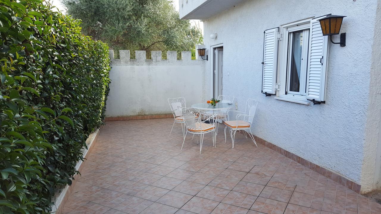 דירות Patras Palm Tree מראה חיצוני תמונה